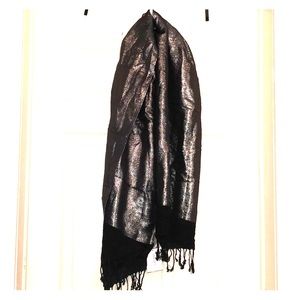 David’s Bridal Black and silver metallic shawl